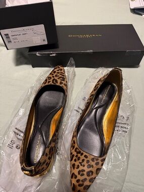 Donna Karan Leopard Print Pointed Toe Flats - Tan & Black